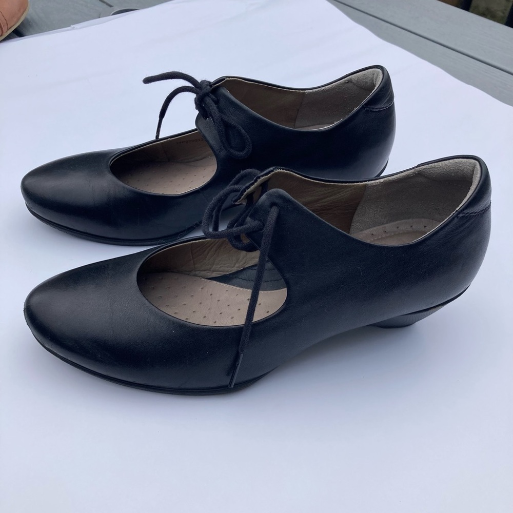 Ecco Womens Shoes